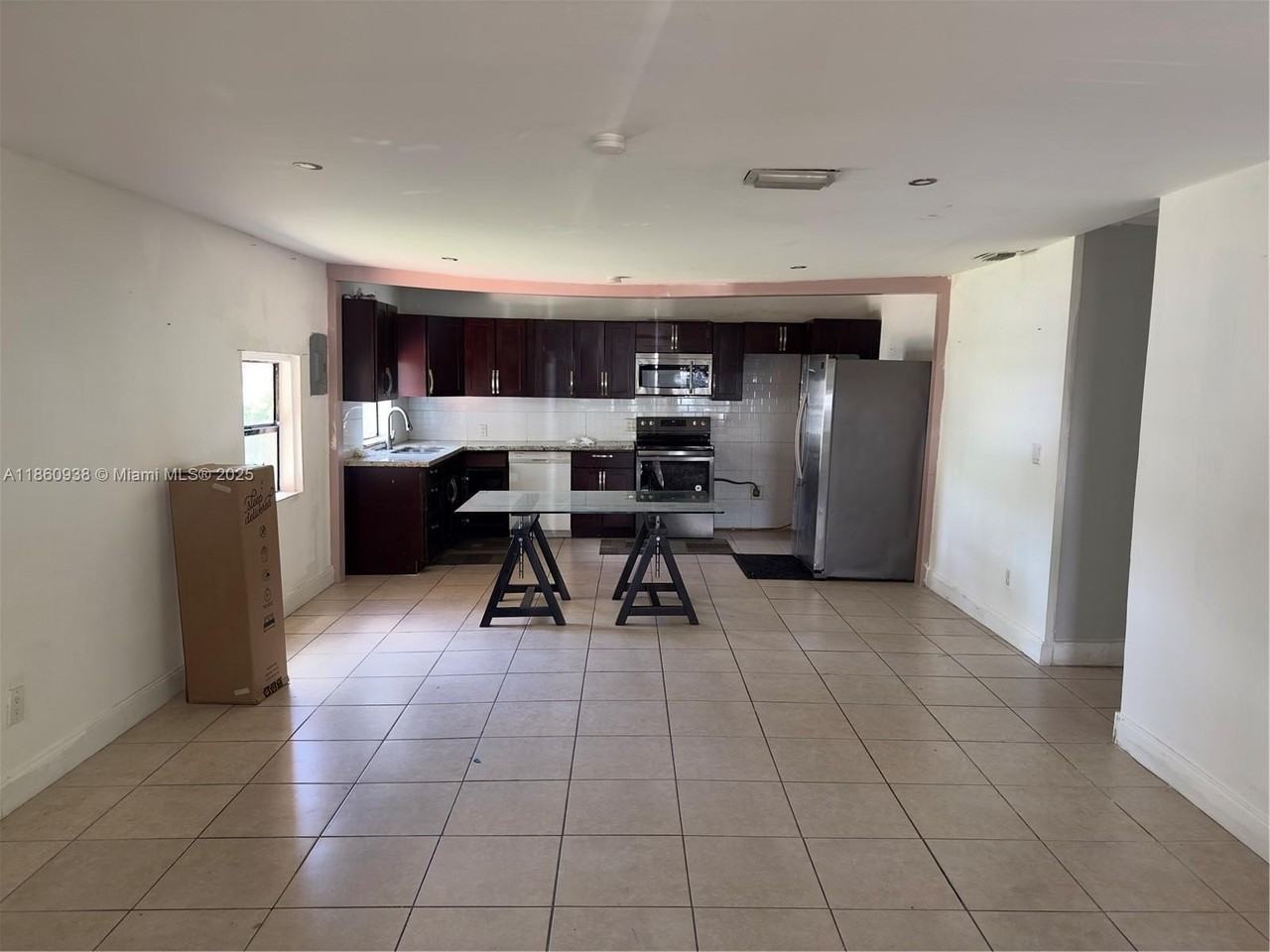 2490 Nw 97th St #A - Photo 5 of 14