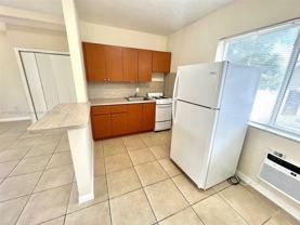 690 Ne 85th St #4D - Photo 1 of 1