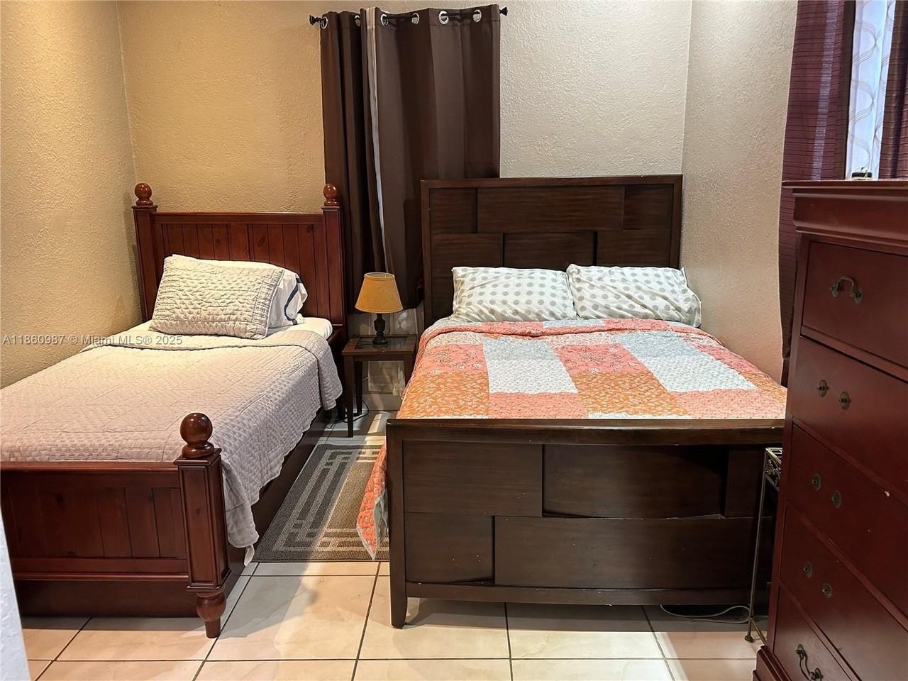 300 Nw 179th Ter - Photo 7 of 9