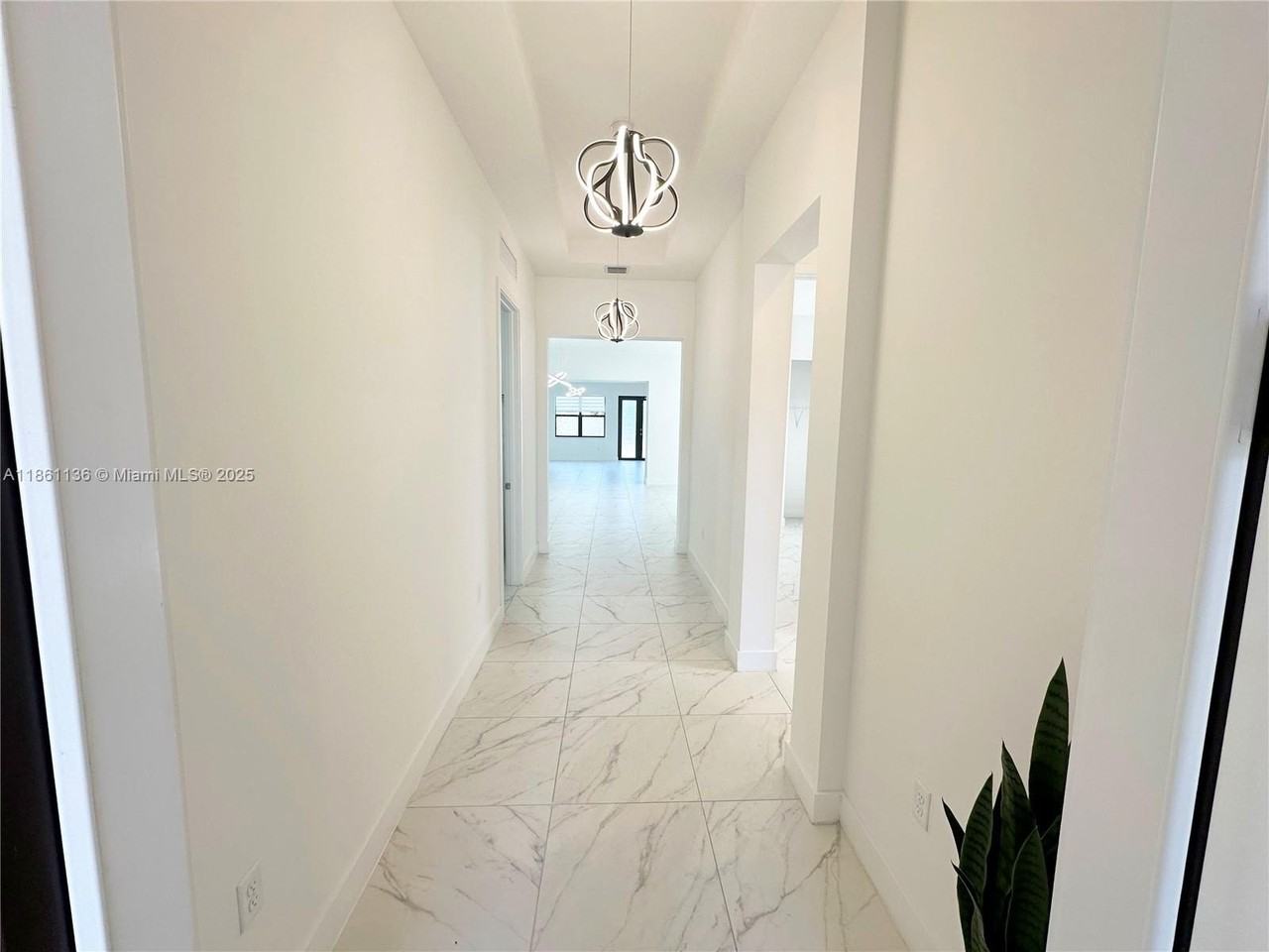 17354 Southwest 46th Street - Photo 3 of 19