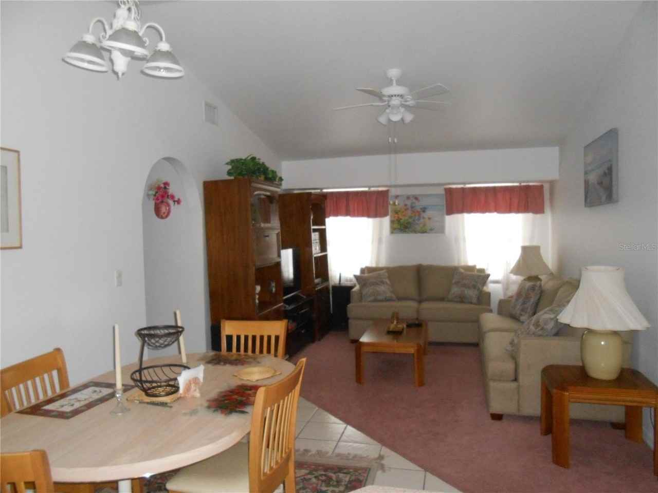 21239 Gaylord Avenue - Photo 7 of 30