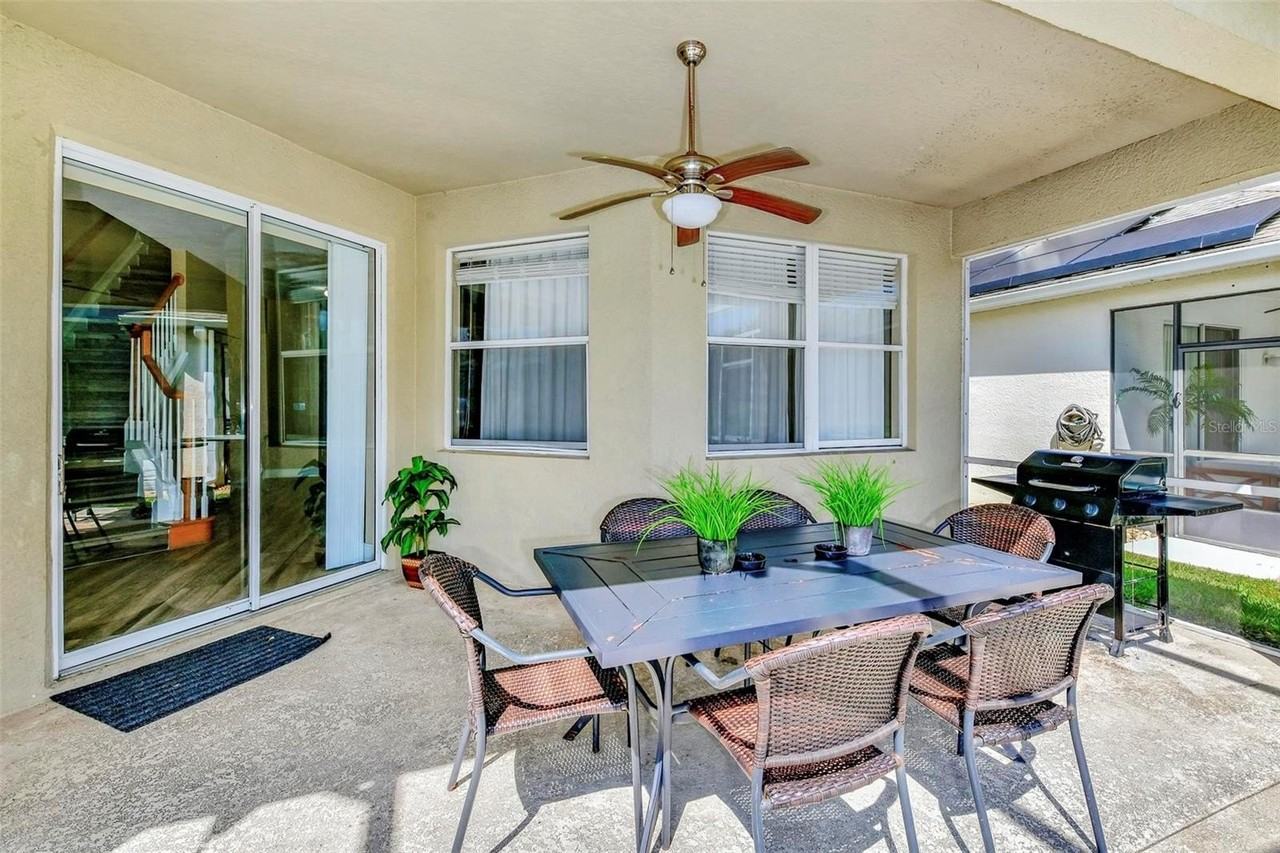 118 Higher Combe Dr - Photo 5 of 28