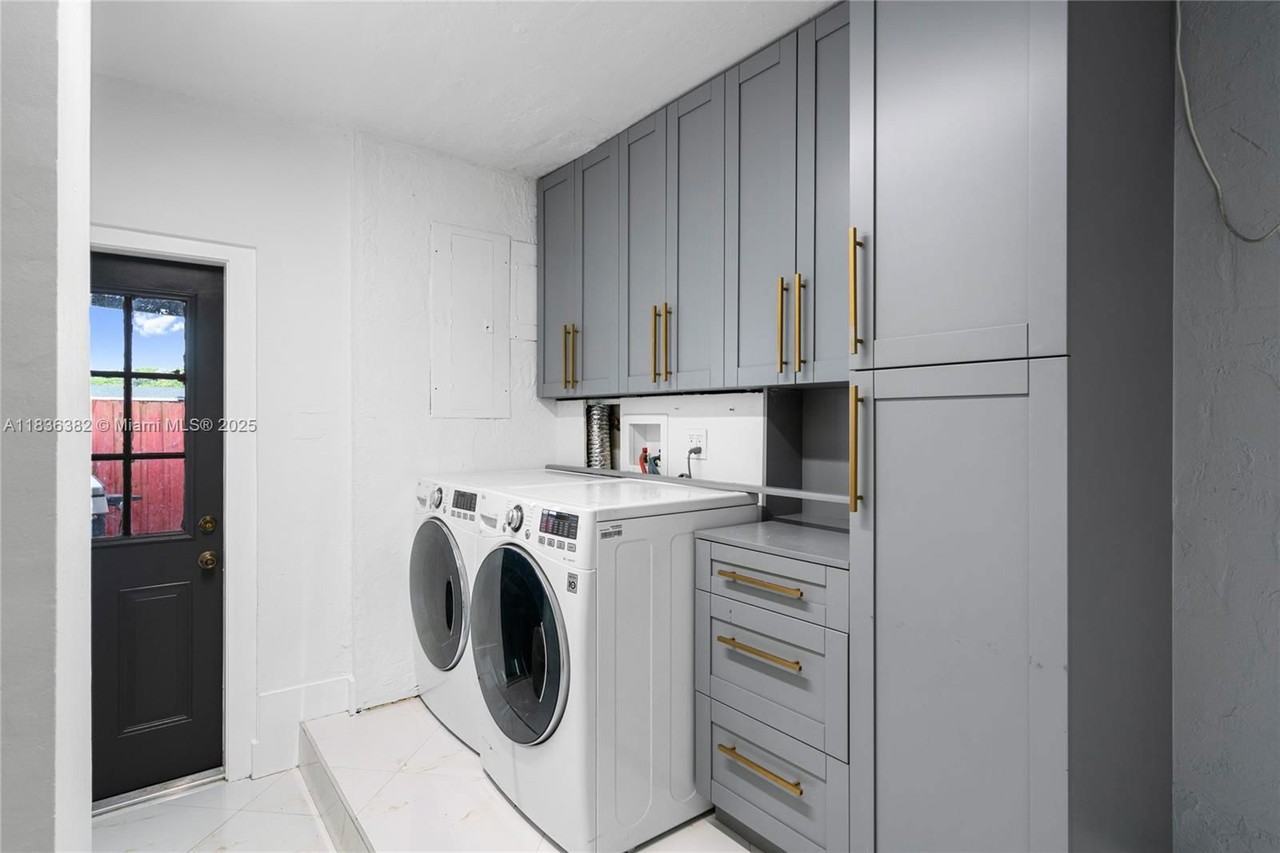 13611 Sw 77th Ln - Photo 5 of 8