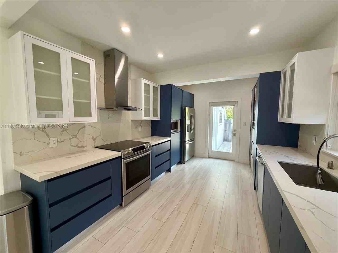 761 Northeast 77th Street - Photo 3 of 7