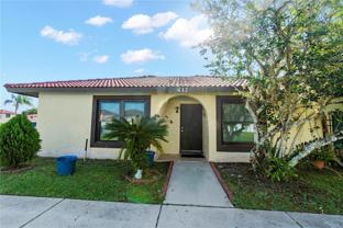 432 Hunter Cir - Photo 1 of 1