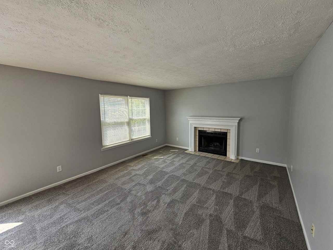 5627 Pillory Way - Photo 6 of 24