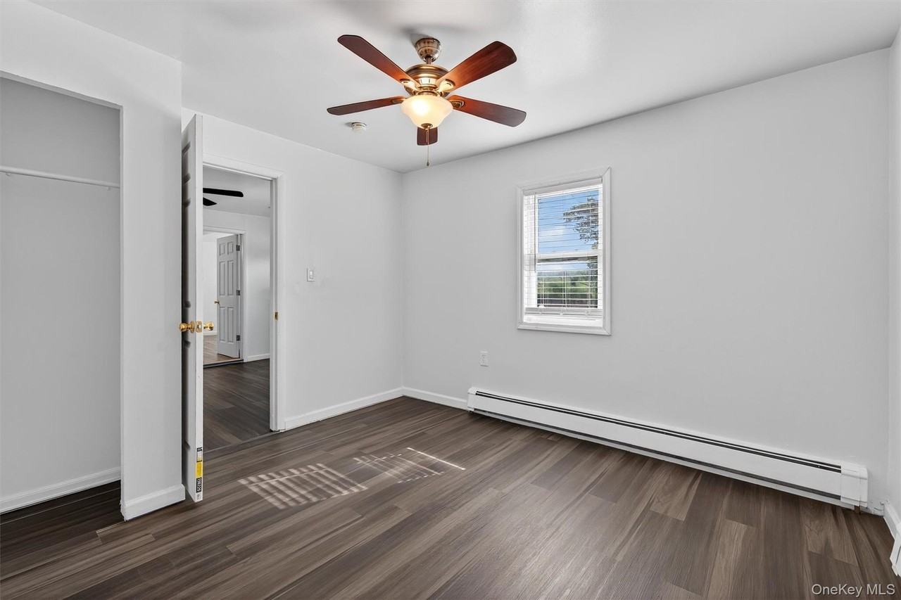 376 Bridgeville Rd #1 - Photo 6 of 17