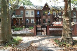 6656 Saunders St - Photo 1 of 1