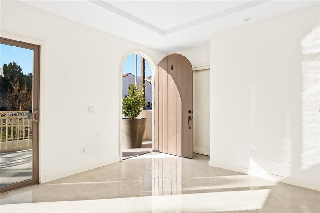 1228 Temple City Blvd #E - Photo 5 of 26