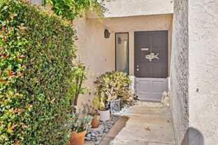 284 Spruce St - Photo 1 of 1