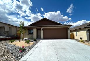 904 Cascade Range Dr - Photo 1 of 1