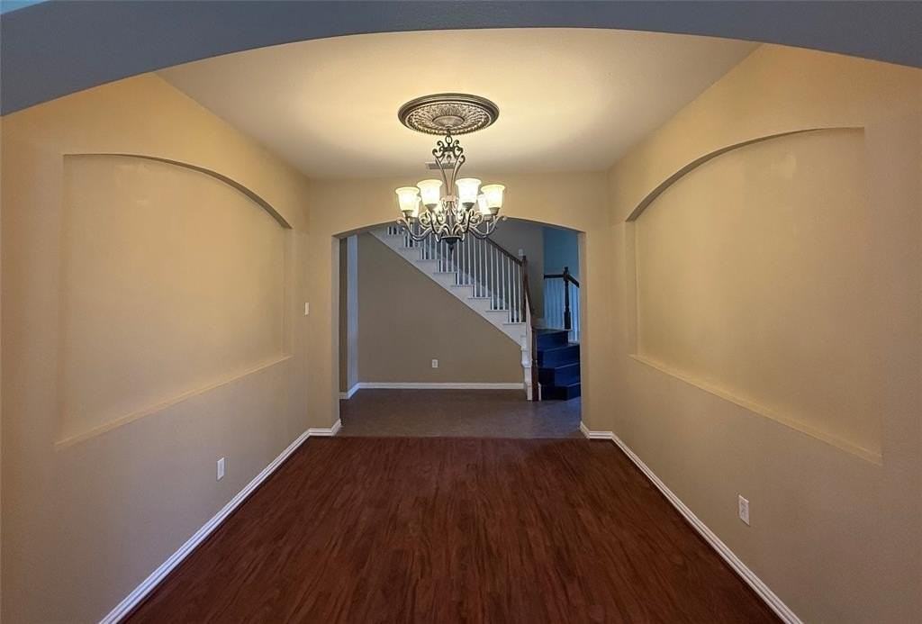 808 Lake Forest Trl - Photo 5 of 29