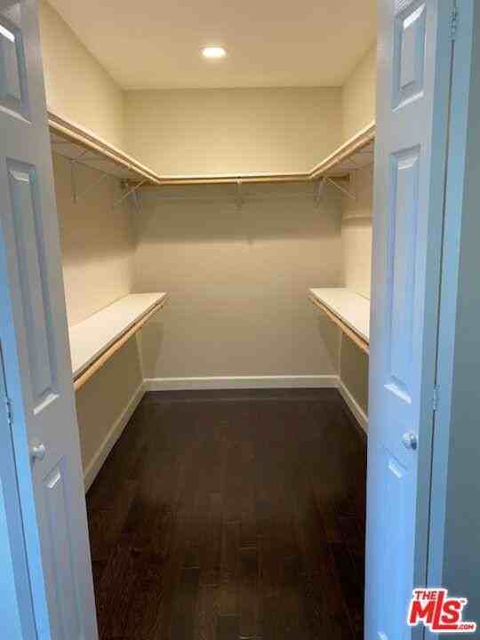 10937 Fairbanks Way - Photo 2 of 8