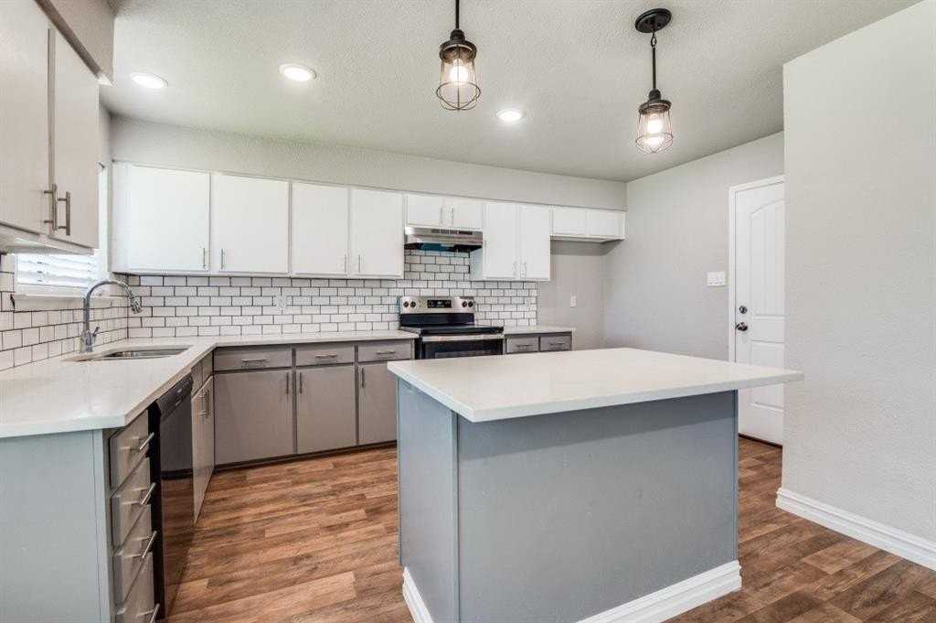 834 Apple Valley Dr - Photo 6 of 15