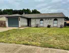 7445 Sandhurst Ln S - Photo 1 of 1
