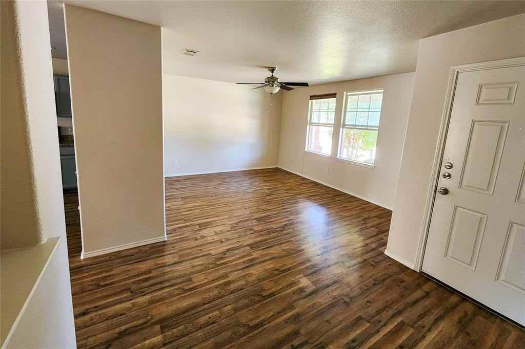 13072 Sewanee Dr - Photo 5 of 25