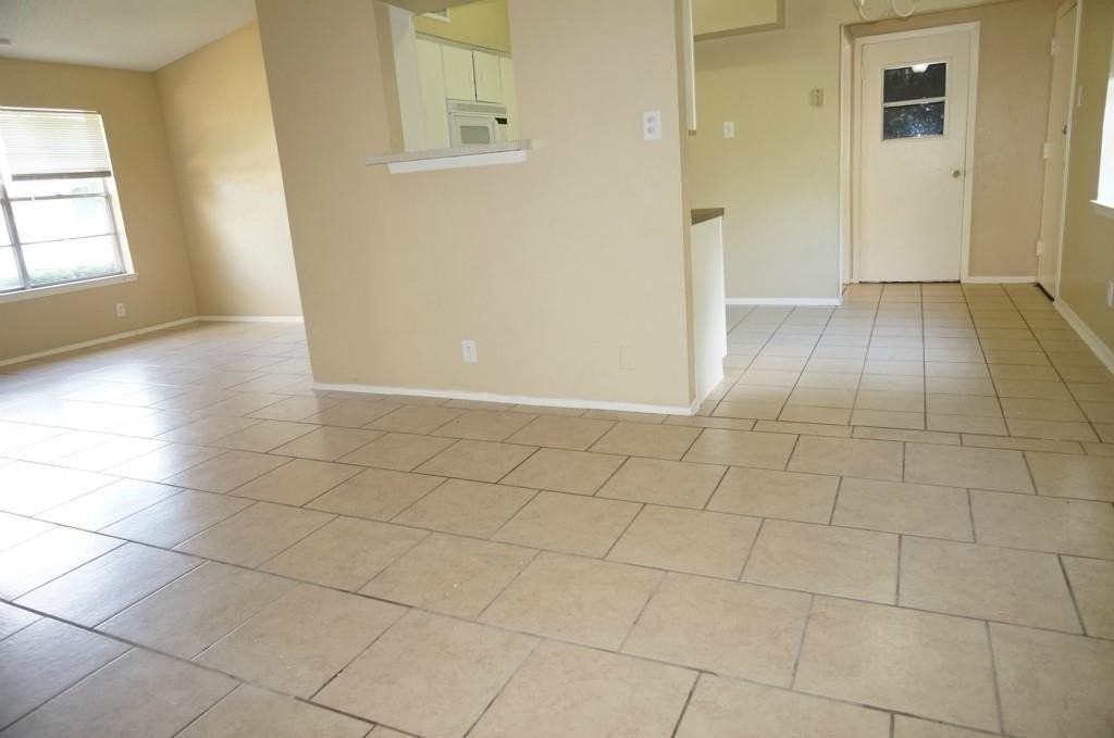 3617 Edgewood Dr - Photo 7 of 20