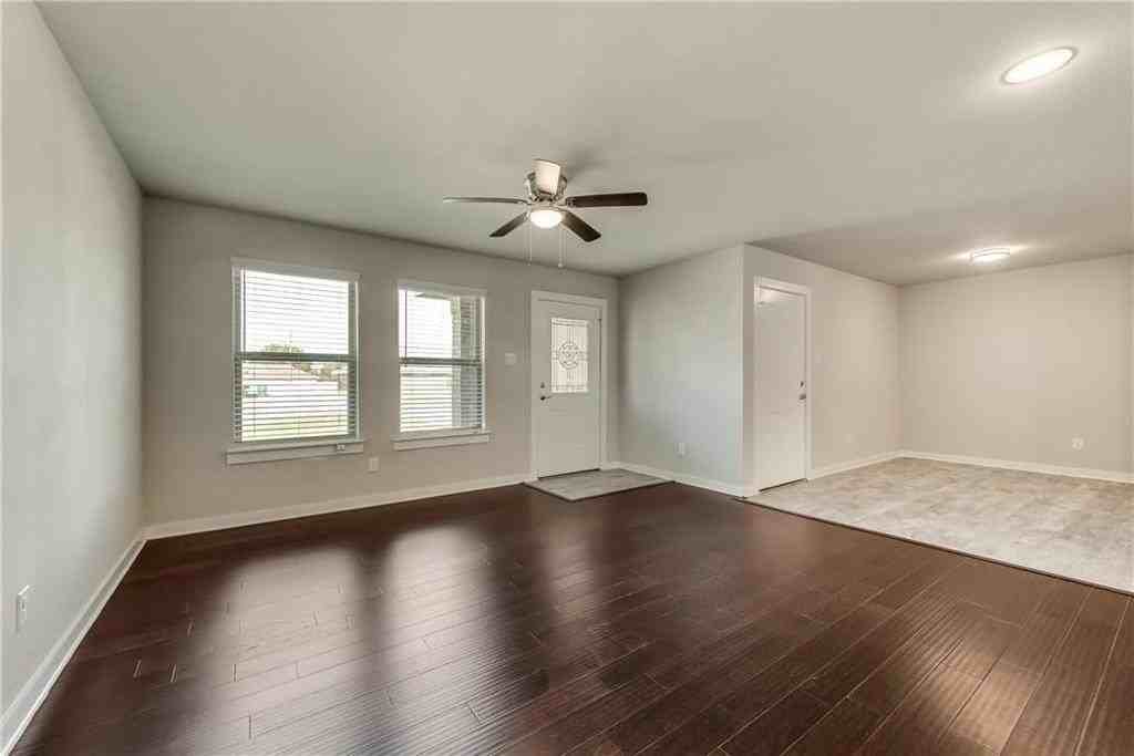 612 N 6th St - Photo 3 of 17