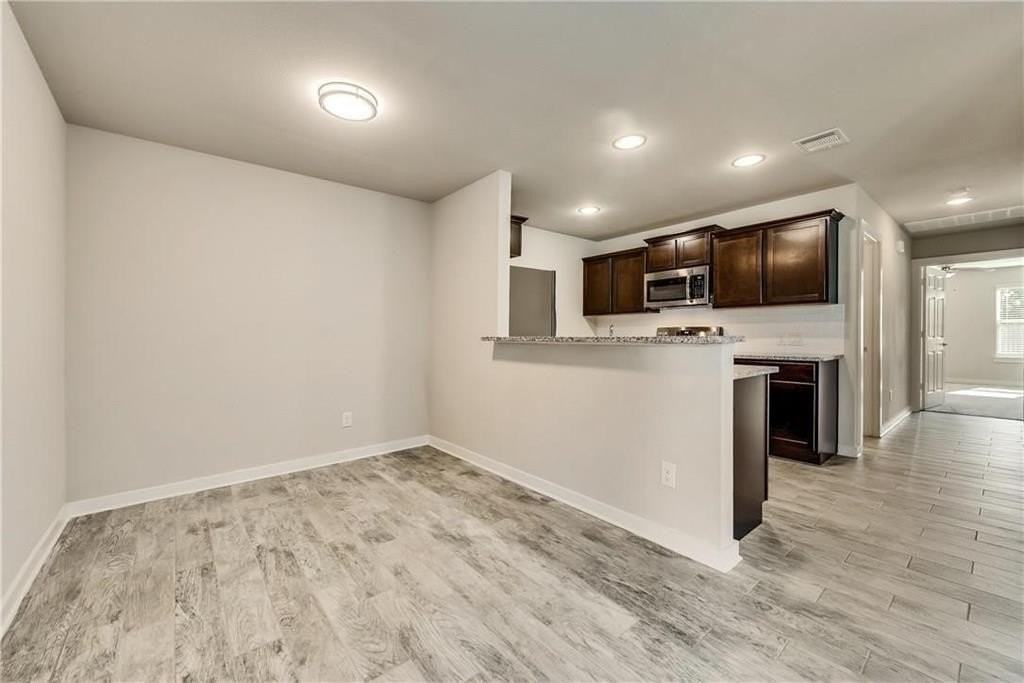 612 N 6th St - Photo 6 of 17