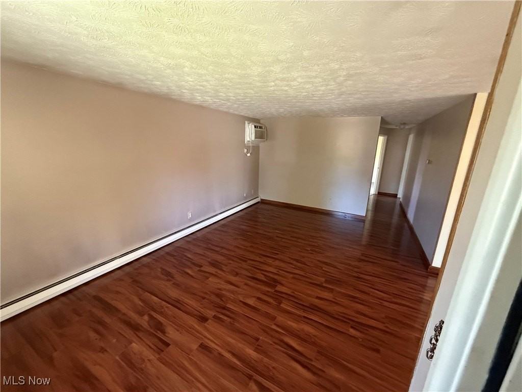 122 Rosemont Ave - Photo 2 of 9