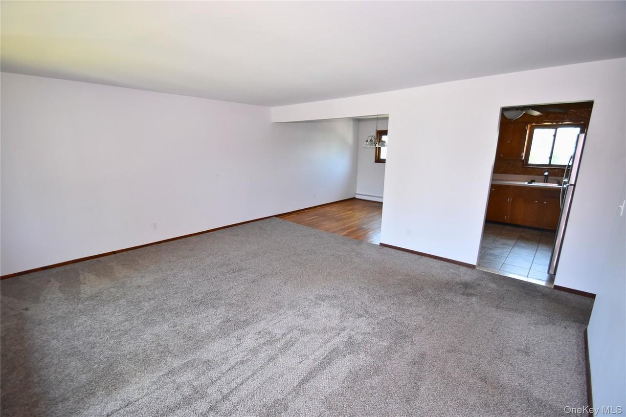 72 Rose St - Photo 2 of 13