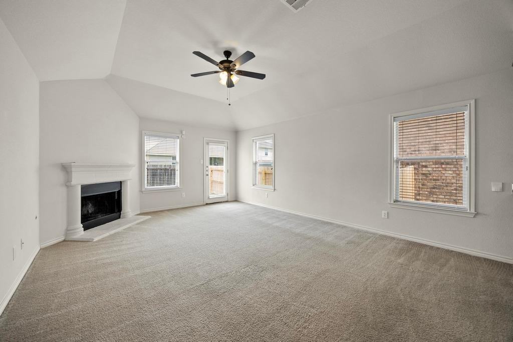 2832 Mission Tejas Dr - Photo 5 of 30