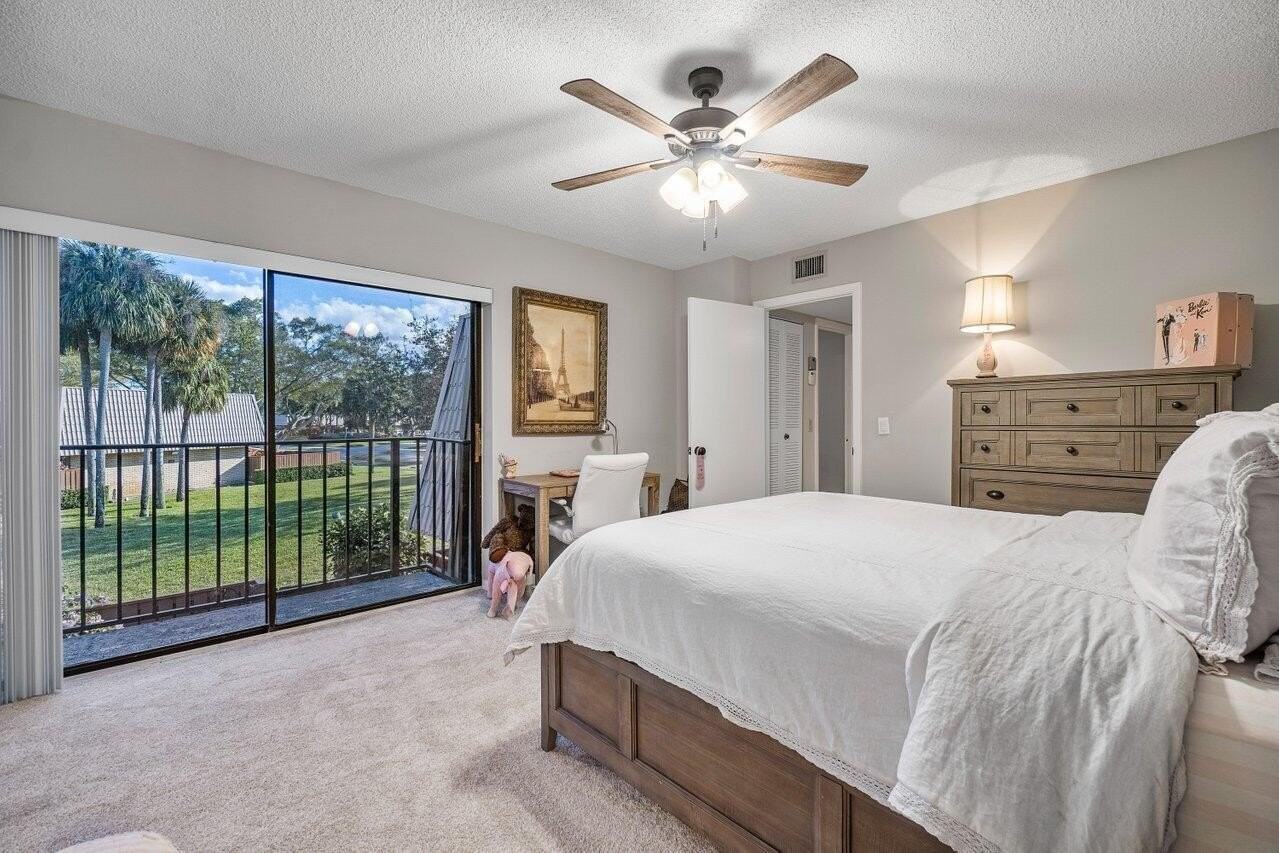 5823 58th Way - Photo 4 of 23