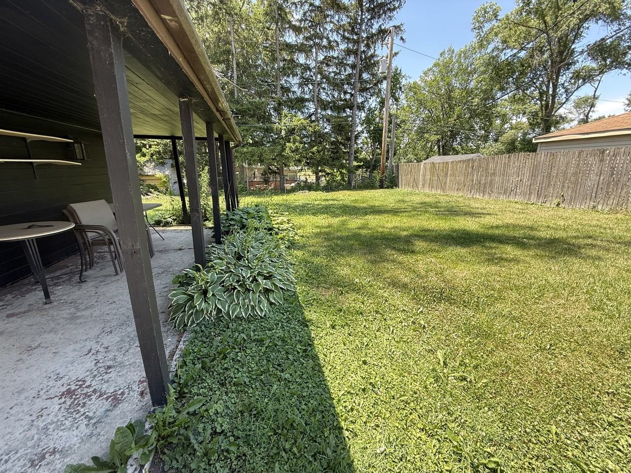 452 Indianwood Blvd - Photo 2 of 8