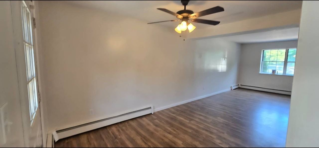 1335 Union Ave #B - Photo 3 of 22