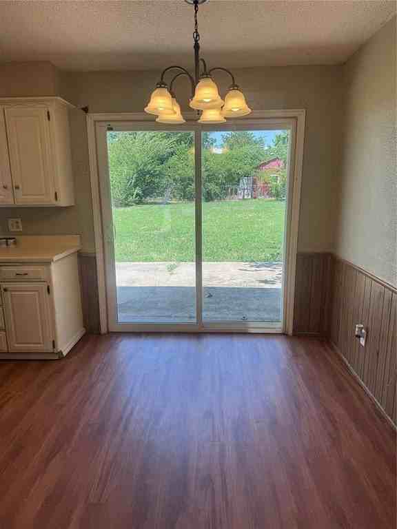 919 Sw 1st St - Photo 2 of 13