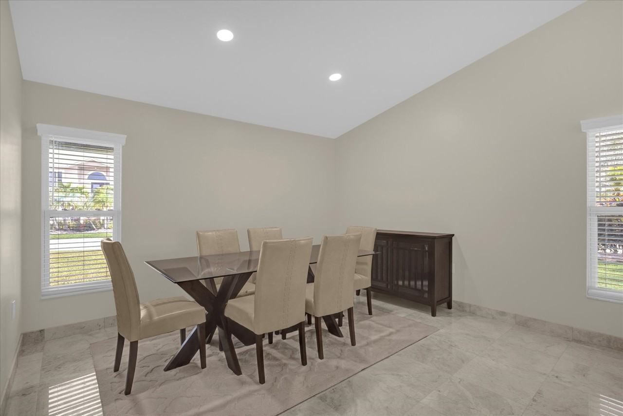 3506 Seaway Dr - Photo 3 of 50