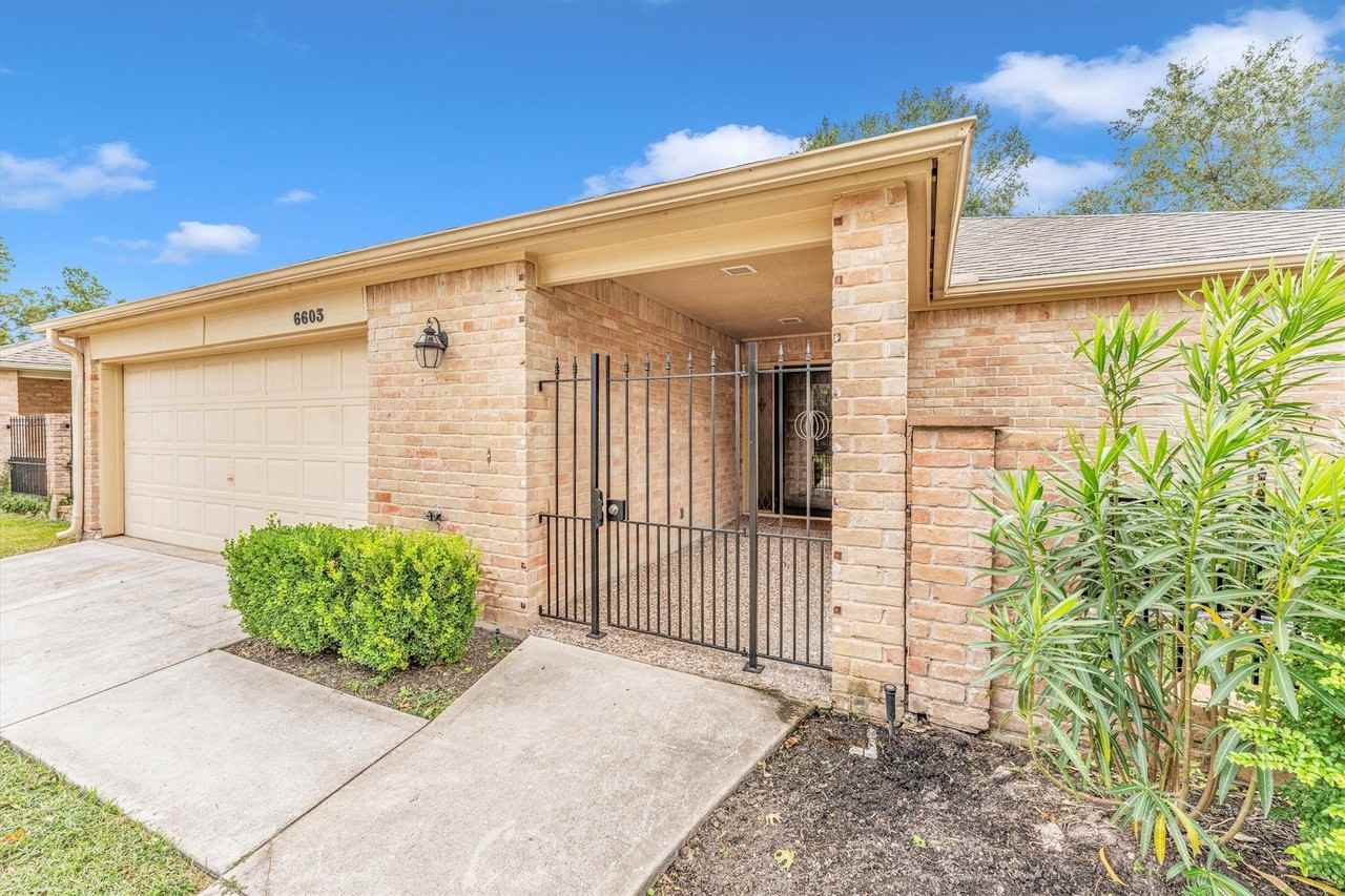 6603 Pauma Dr - Photo 4 of 47