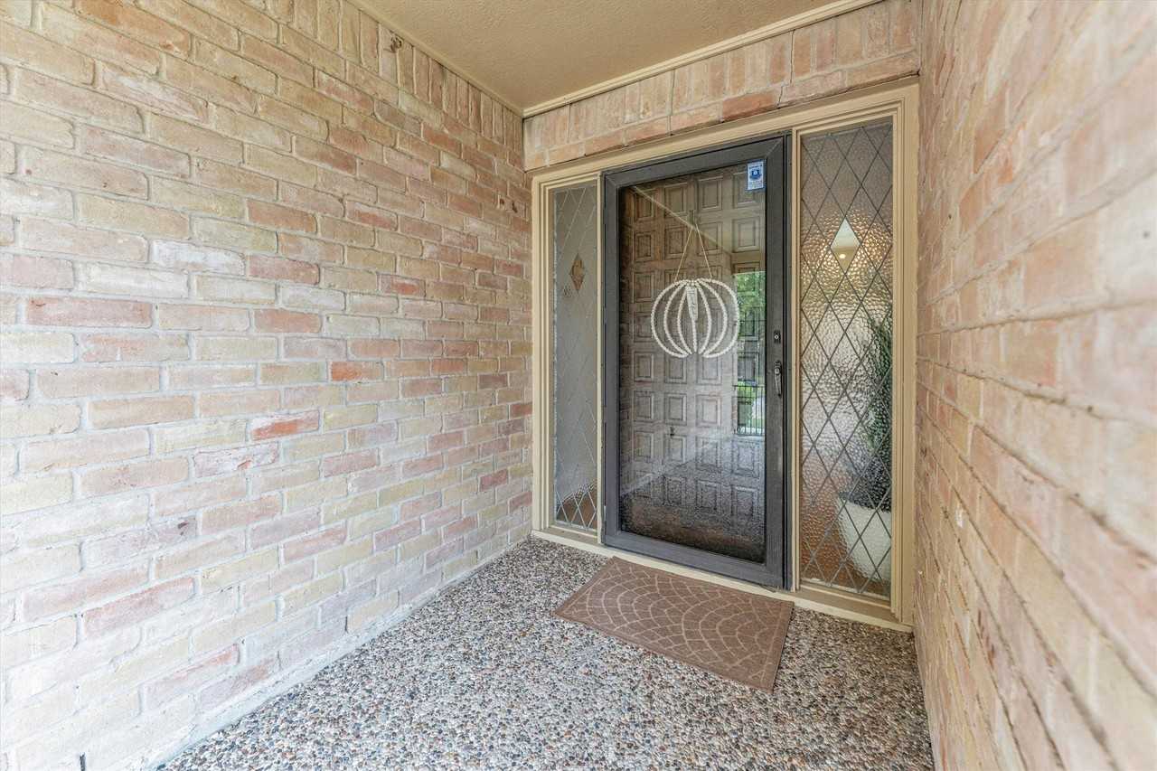 6603 Pauma Dr - Photo 5 of 47