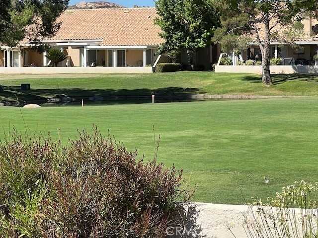 1303 Fairway Oaks Ave - Photo 7 of 17