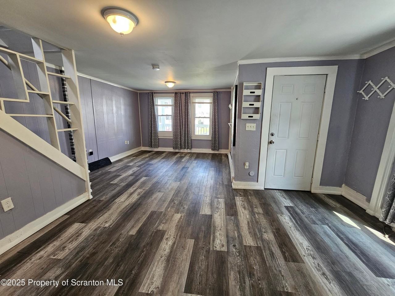 325 Ferdinand St - Photo 6 of 22