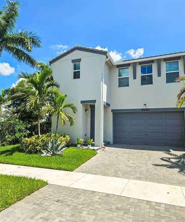 5300 Thatcher Ct - Photo 2 of 15