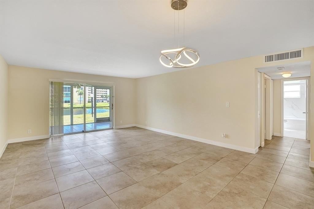 301 Se 3rd St #110 - Photo 6 of 50