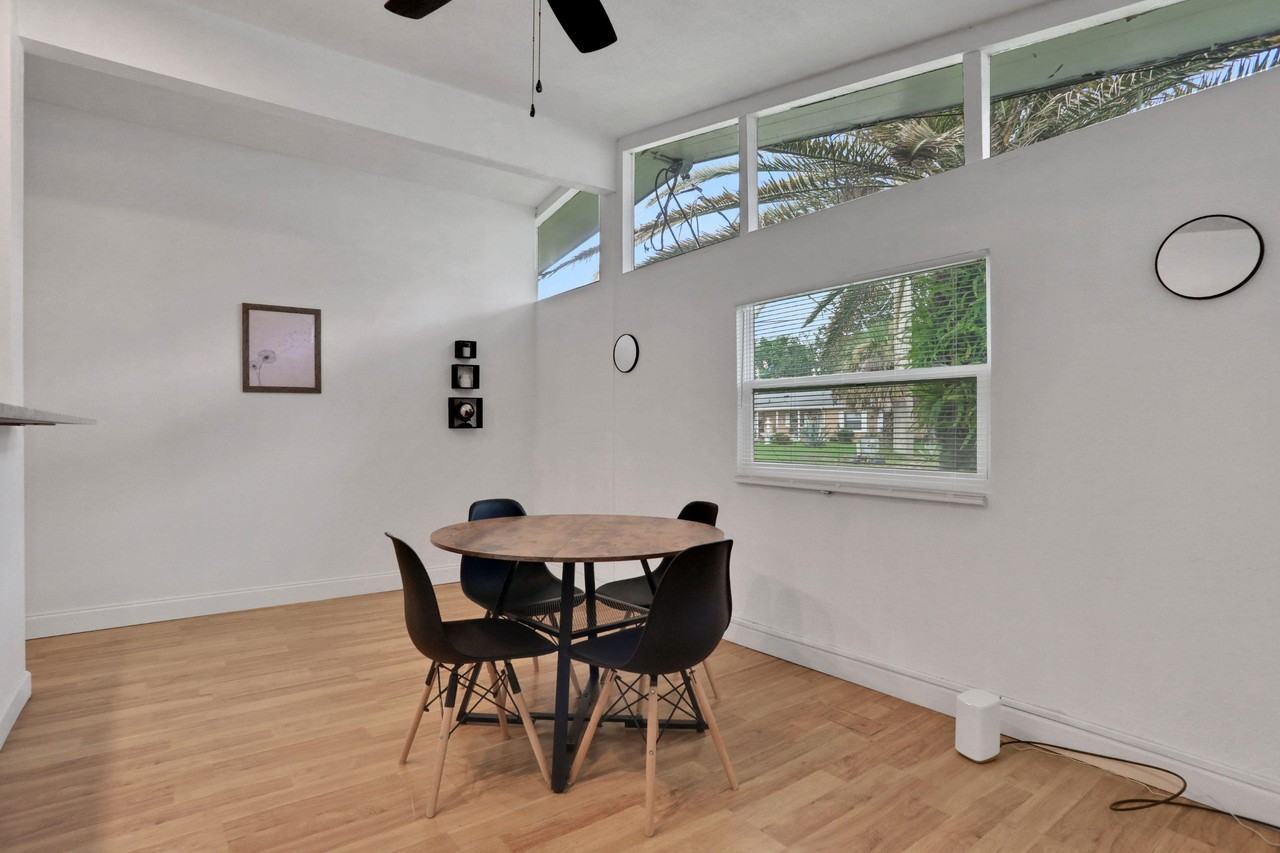 Burlingame Dr W - Photo 6 of 14