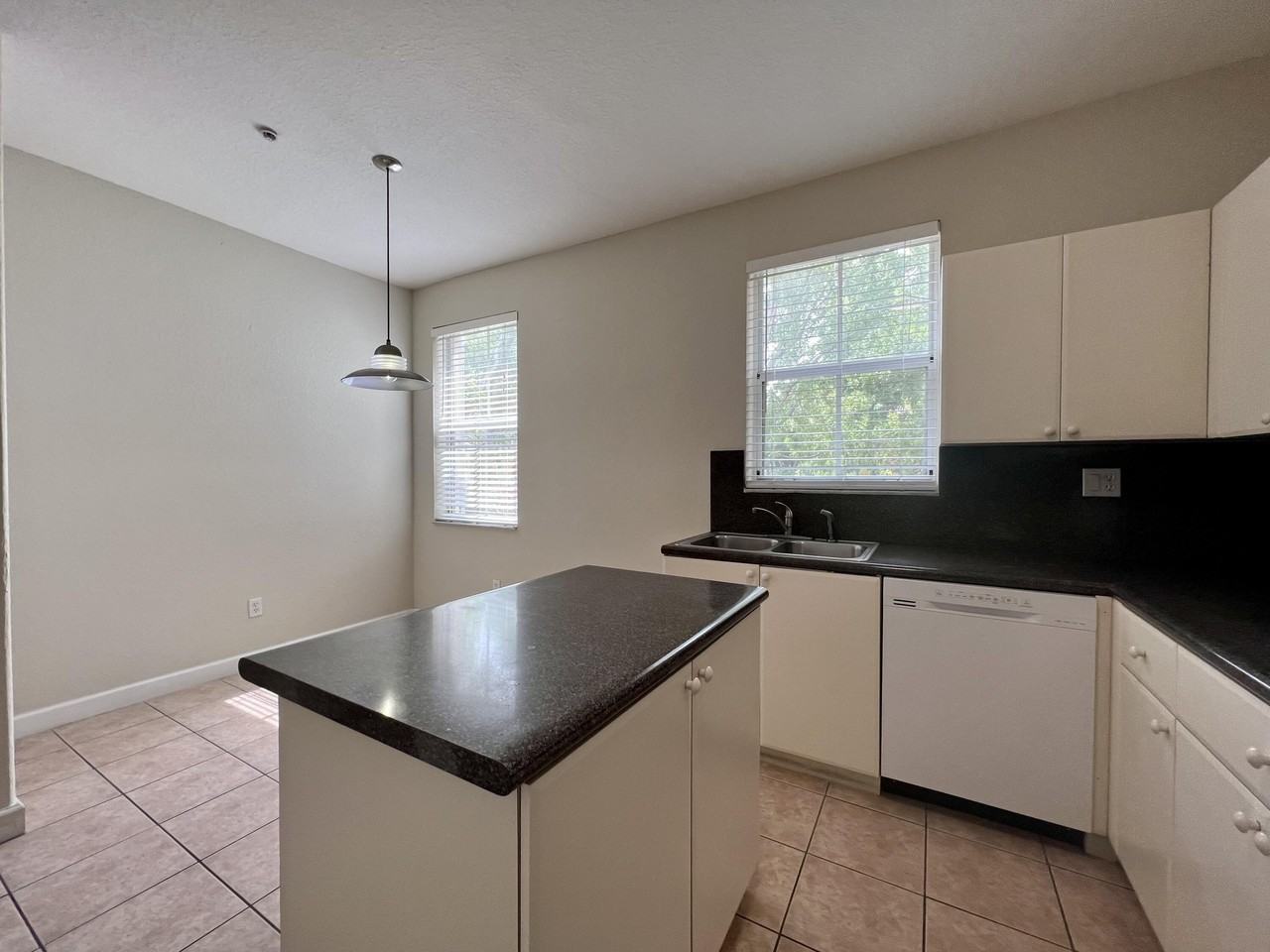 3507 Shoma Drive - Photo 6 of 37