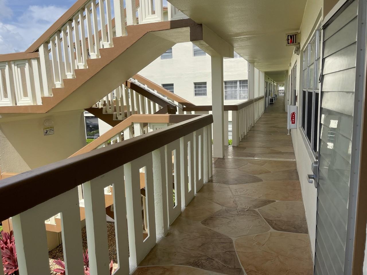 27 Mansfield A - Photo 4 of 48