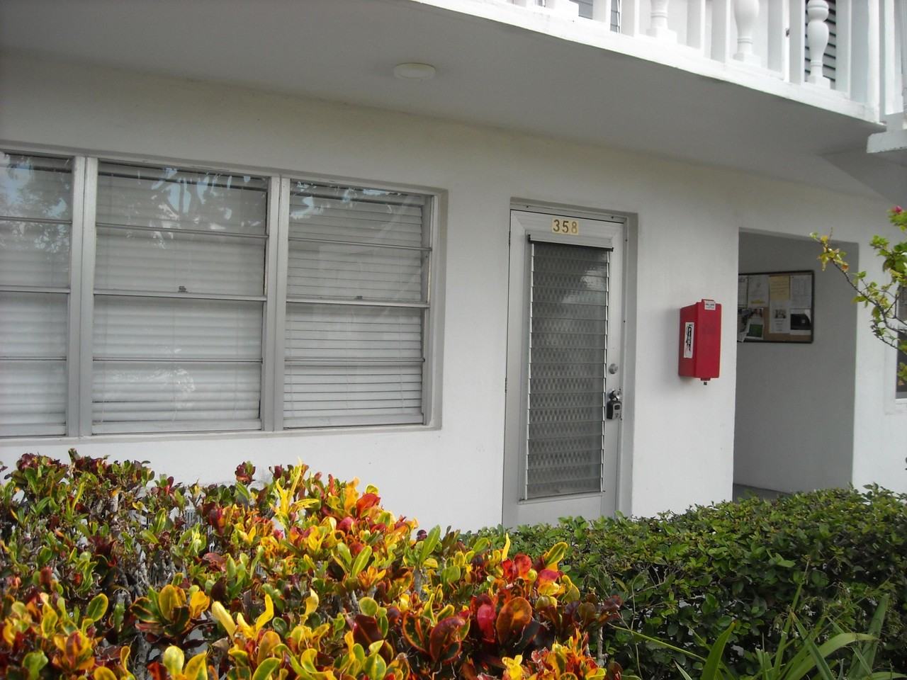 358 Chatham T - Photo 4 of 28