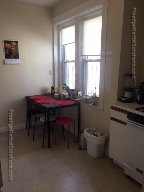 Linden St #12 - Photo 3 of 9