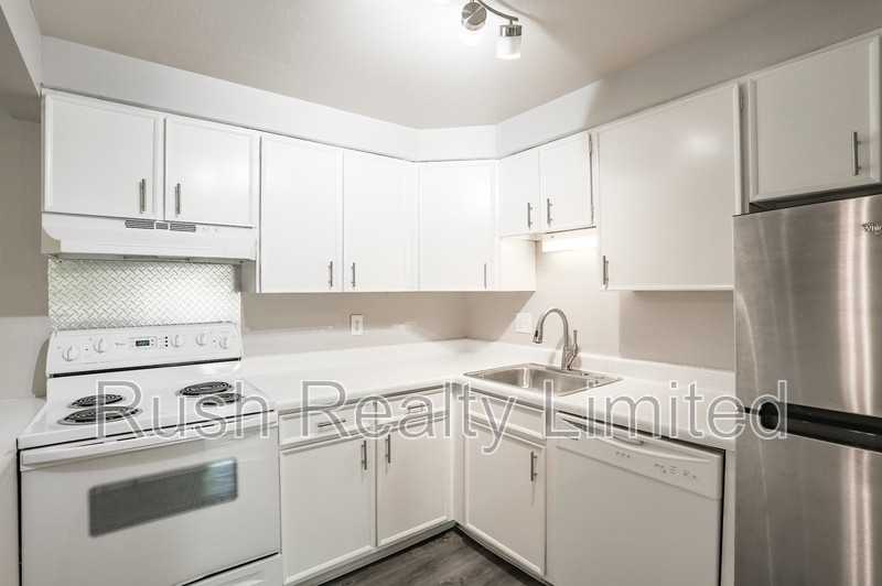 1800 Fenton St #10 - Photo 2 of 11