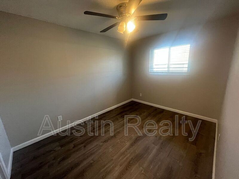 4164 Folsom Ave #B - Photo 5 of 8