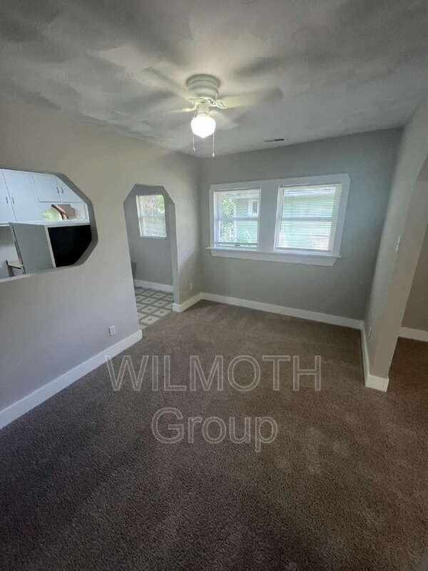 2522 Adams St - Photo 4 of 19