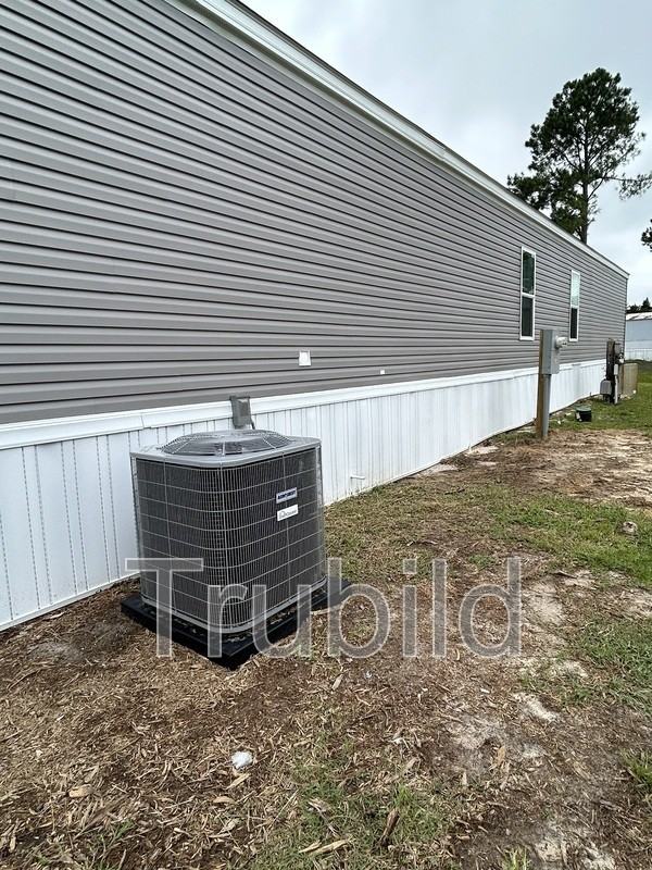 205B Sussex Dr - Photo 2 of 6