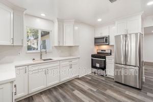 featured image of 3041 San Carlos Way