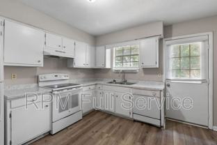 4426 Central Valley Dr - Photo 1 of 1
