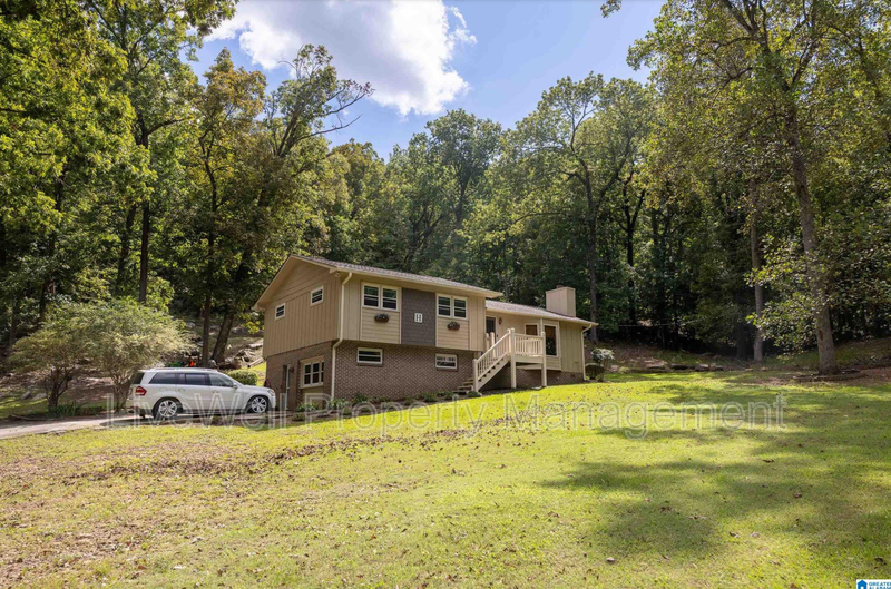 115 Valley Ln - Photo 2 of 35