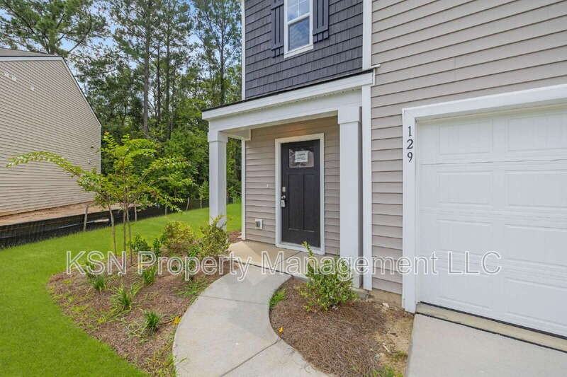 129 Azure Dr - Photo 4 of 44
